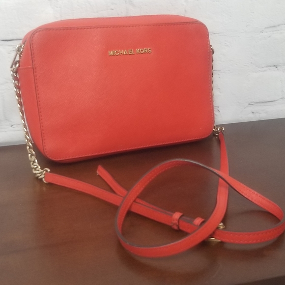 Michael Kors Handbags - Michael kors crossbody